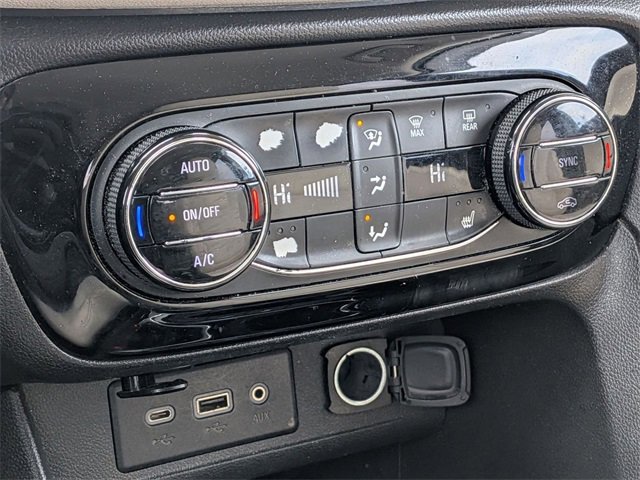 Used 2021 Buick Encore GX Select image 21