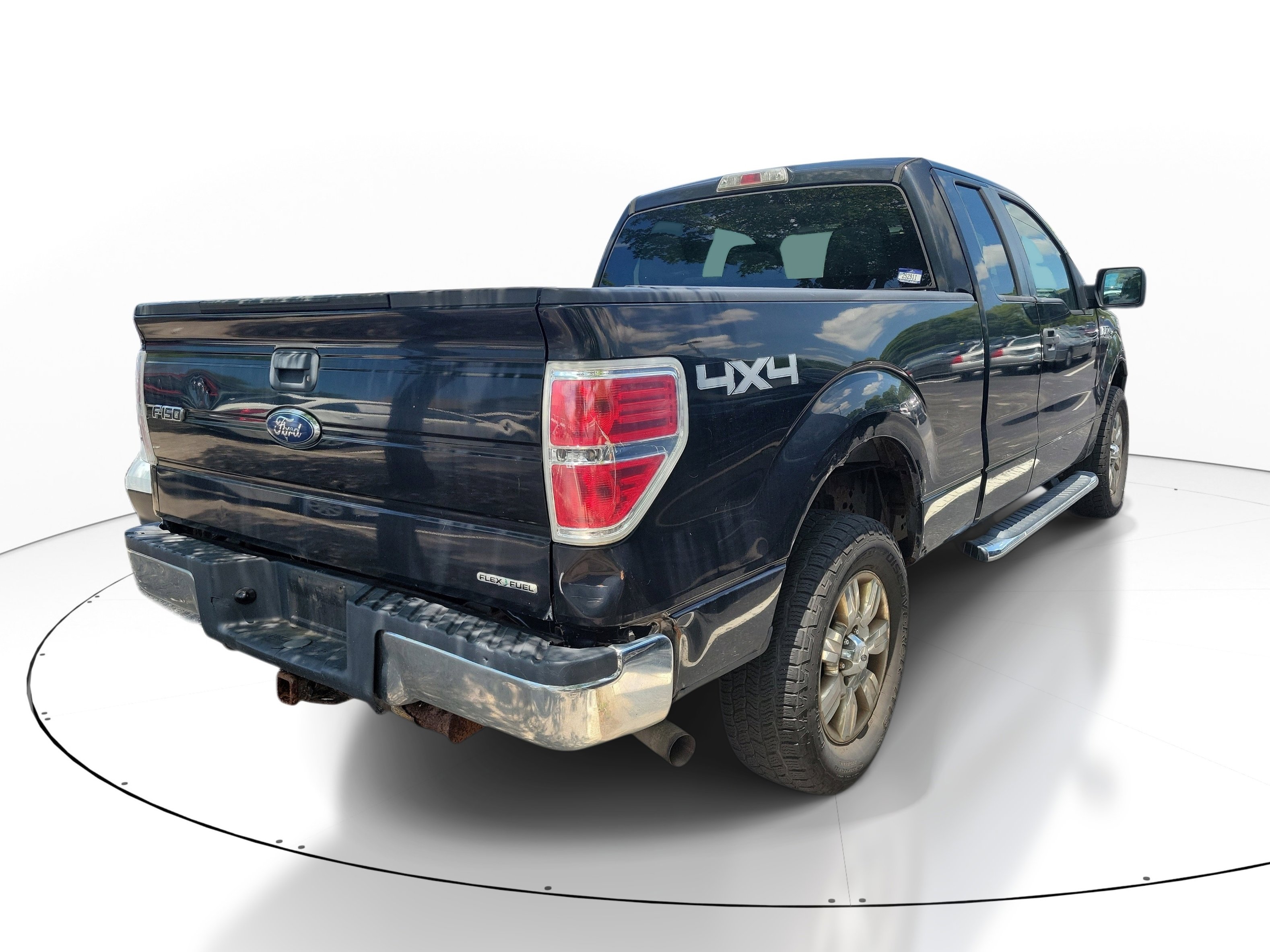 Used 2011 Ford F150 XLT AWD/4WD image 6