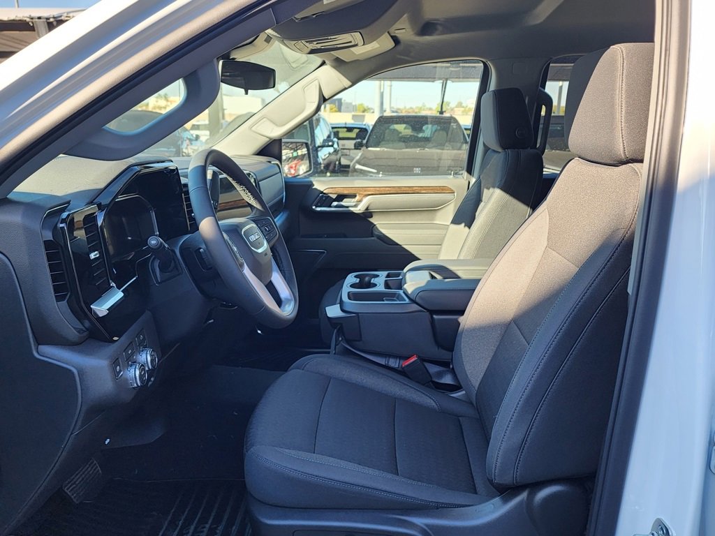 New 2026 GMC Sierra 1500 Elevation image 16