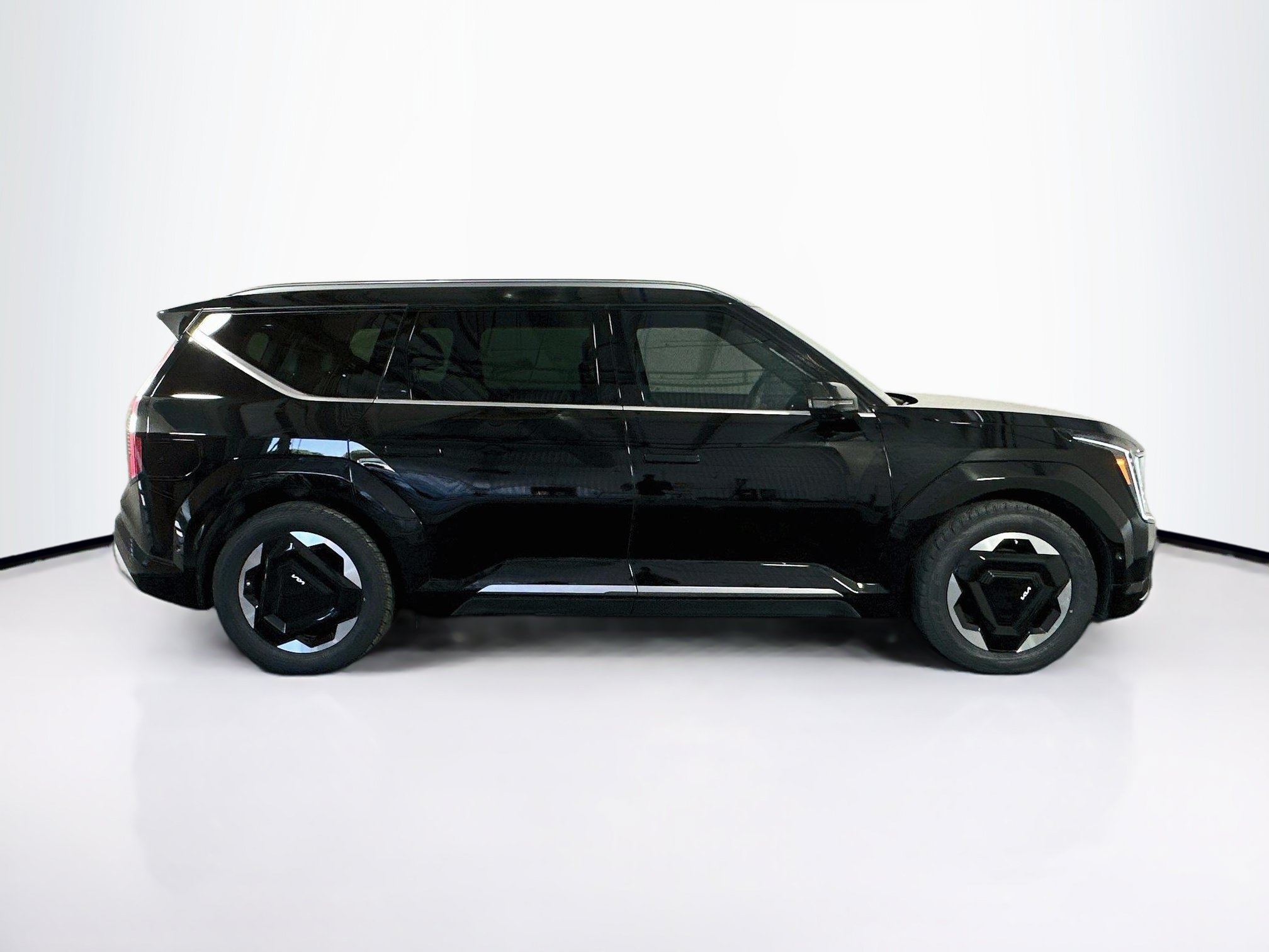 Used 2024 Kia EV9 Land AWD/4WD image 10