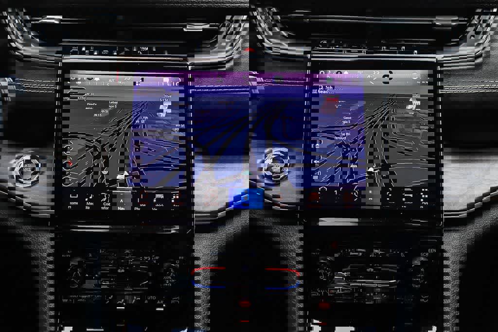 Used 2021 Jeep Grand Cherokee L Limited image 13