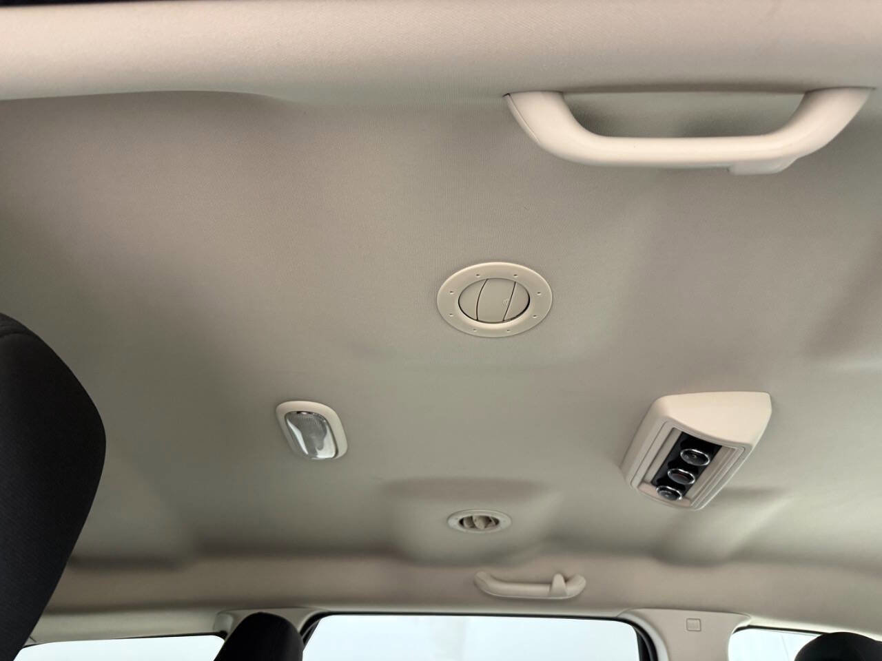 Used 2020 Dodge Journey SE w/ SE Popular Equipment Group FWD image 31