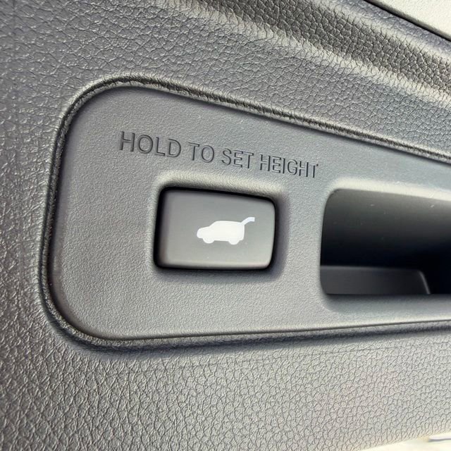 New 2026 Honda Pilot Sport image 17