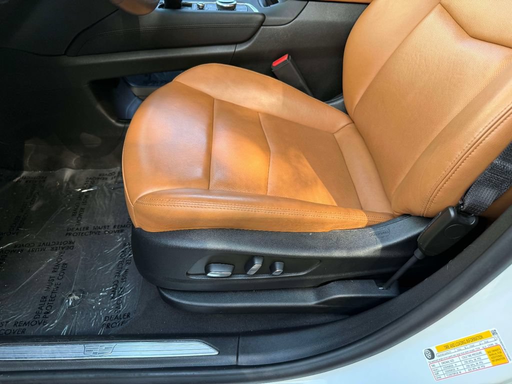 Used 2024 Cadillac XT5 Premium Luxury w/ LPO, Floor Liner Package AWD/4WD image 3