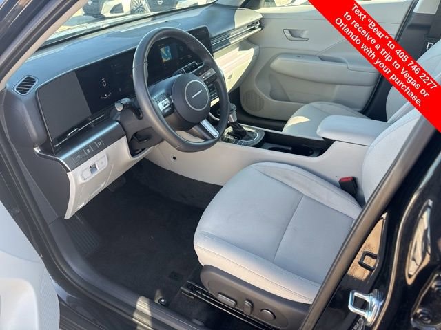 Used 2025 Hyundai Kona SEL image 13