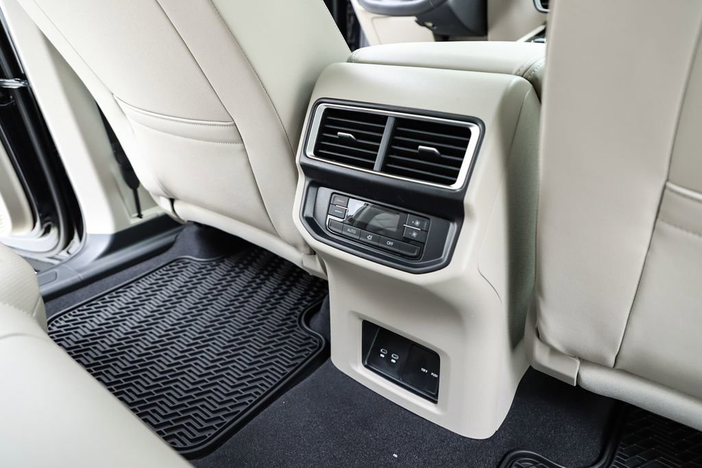 New 2026 Volkswagen Atlas SE image 78