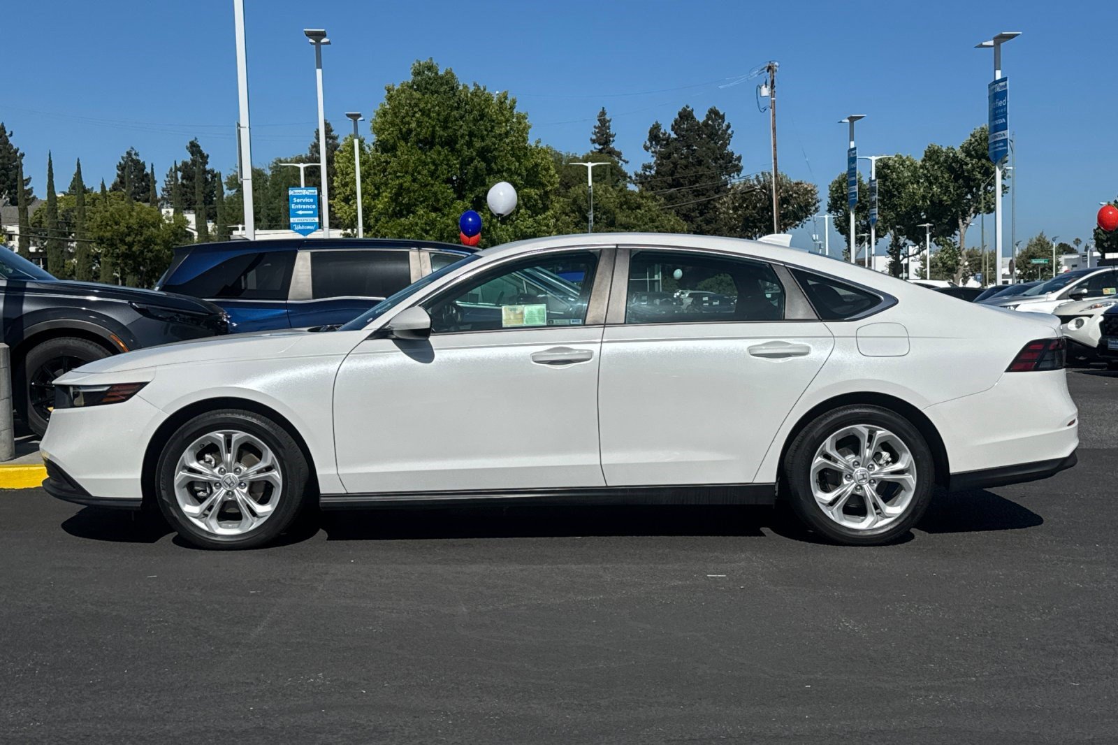 Used 2023 Honda Accord LX image 2