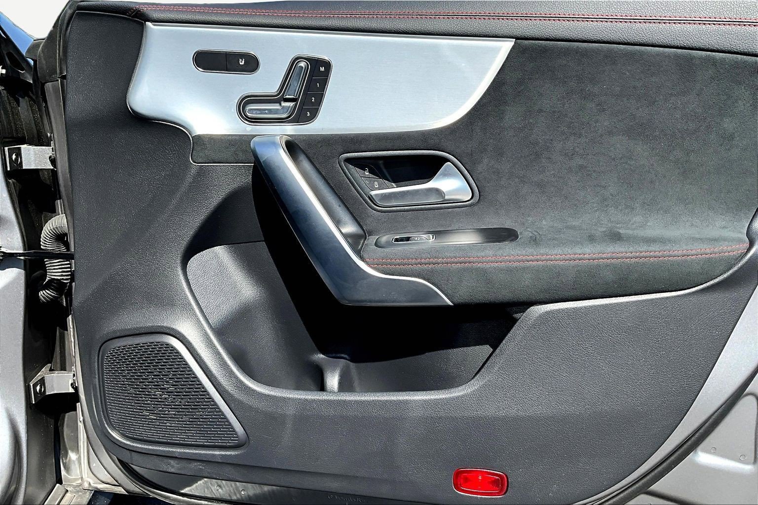Used 2022 Mercedes-Benz CLA 35 AMG 4MATIC image 28