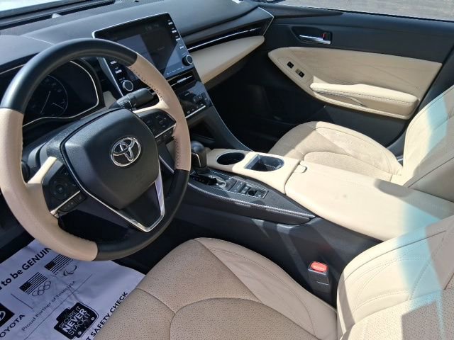 Used 2020 Toyota Avalon Limited w/ Advanced Safety Package FWD image 16
