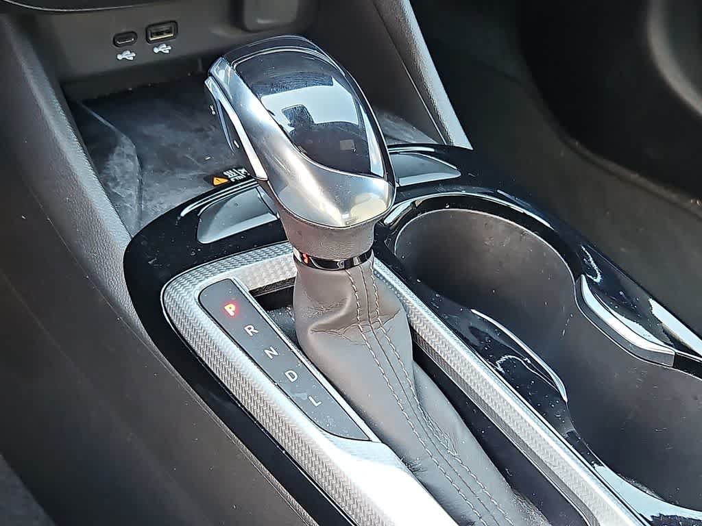 Used 2025 Buick Envista Avenir FWD image 13