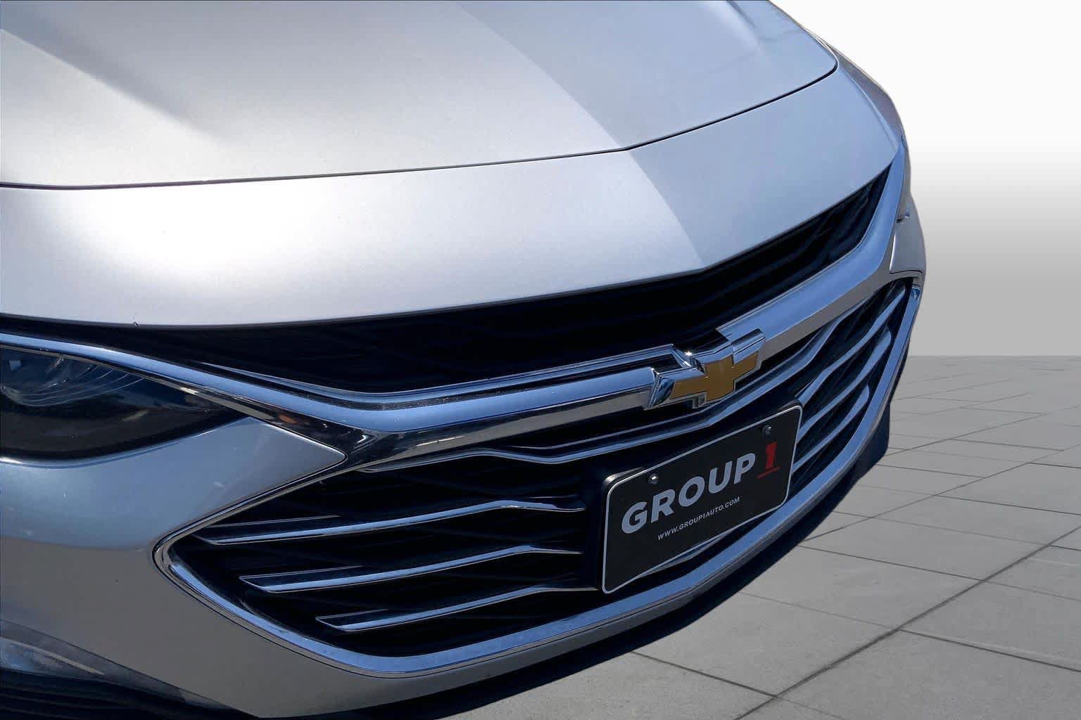 Used 2020 Chevrolet Malibu LT FWD image 30