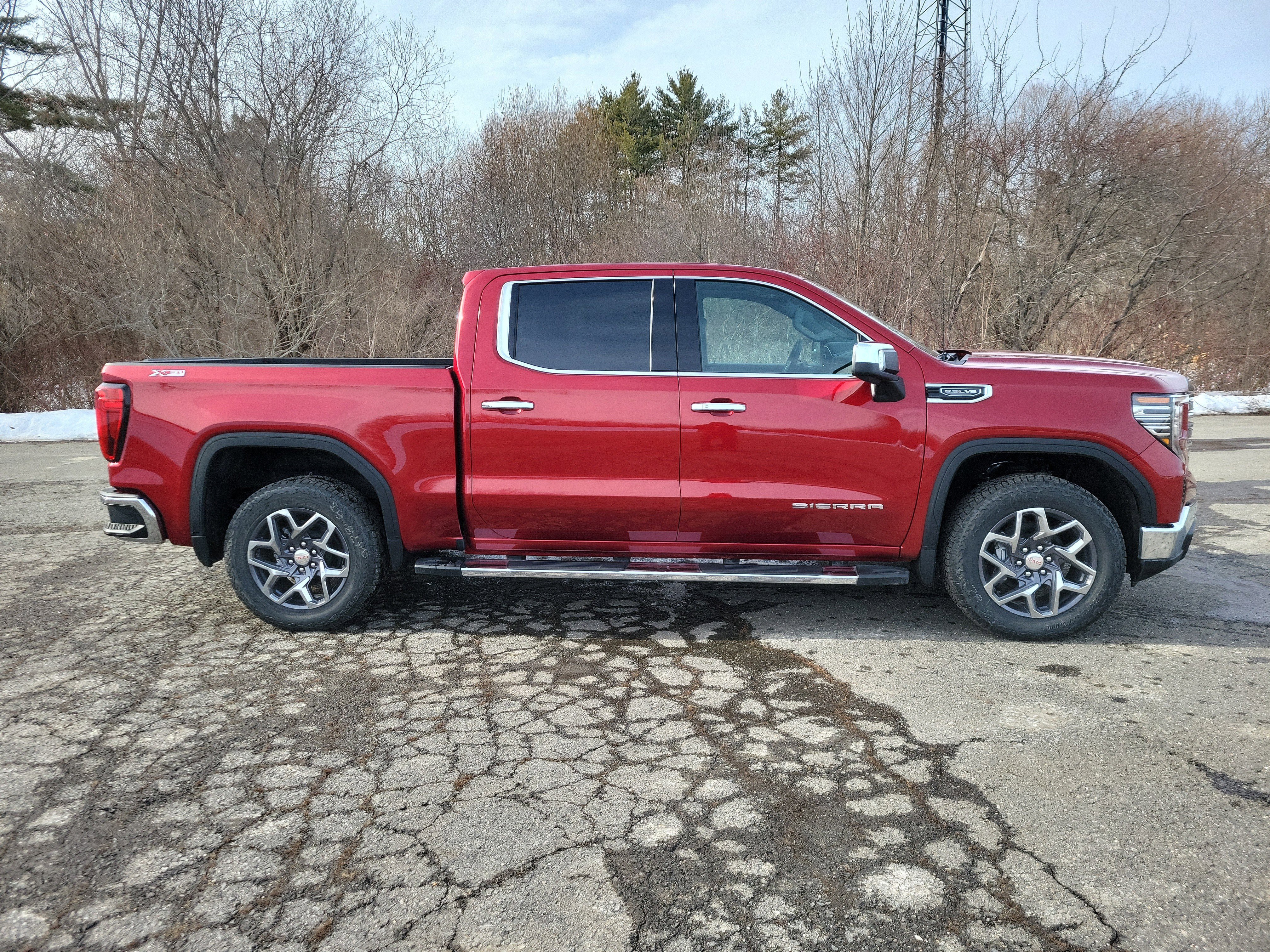 New 2026 GMC Sierra 1500 SLT w/ SLT Premium Package image 8