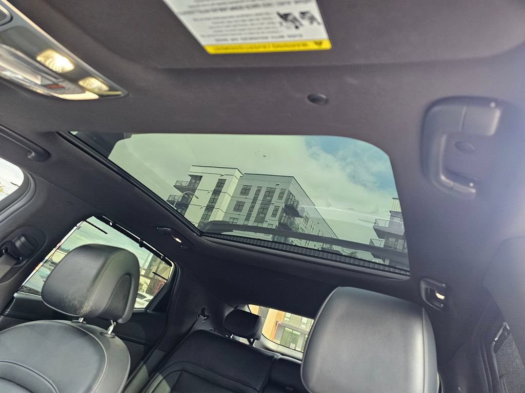 Certified 2023 Genesis GV60 Advanced AWD/4WD image 10