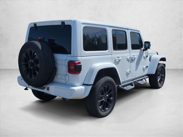 Used 2021 Jeep Wrangler Unlimited Sahara image 5