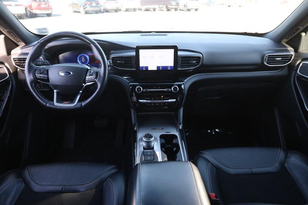 Used 2022 Ford Explorer ST image 23