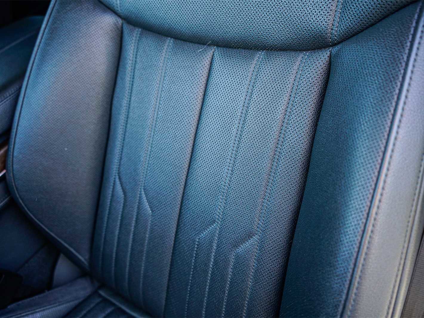 Used 2022 Audi A8 L 3.0T w/ Executive Package image 26