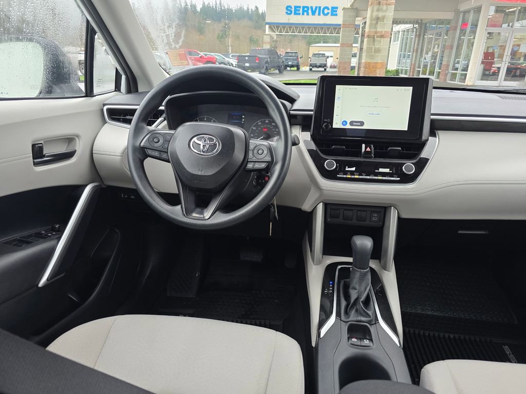 Used 2024 Toyota Corolla Cross L AWD/4WD image 14