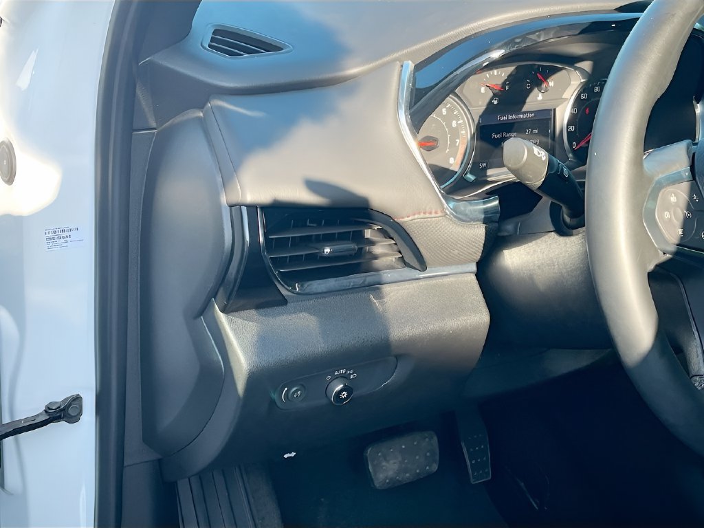 Used 2023 Chevrolet Traverse RS w/ LPO, Cargo Package FWD image 10