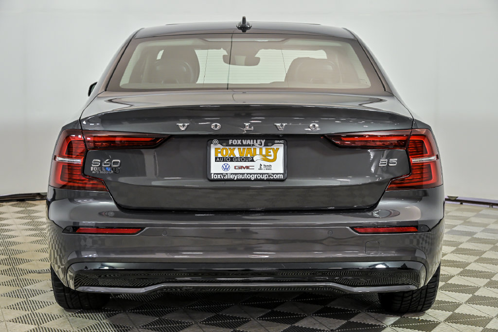 Used 2024 Volvo S60 B5 Core FWD image 7
