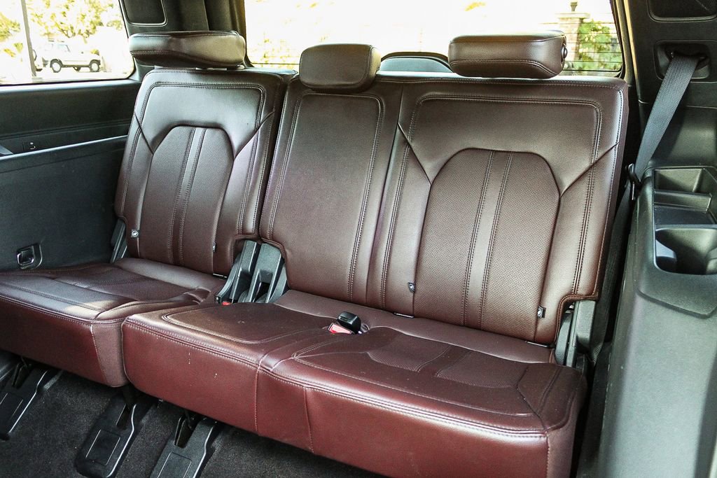Used 2023 Ford Expedition Limited RWD image 24