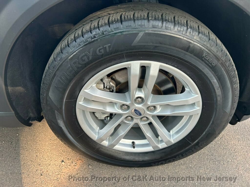 Used 2022 Ford Explorer XLT AWD/4WD image 31