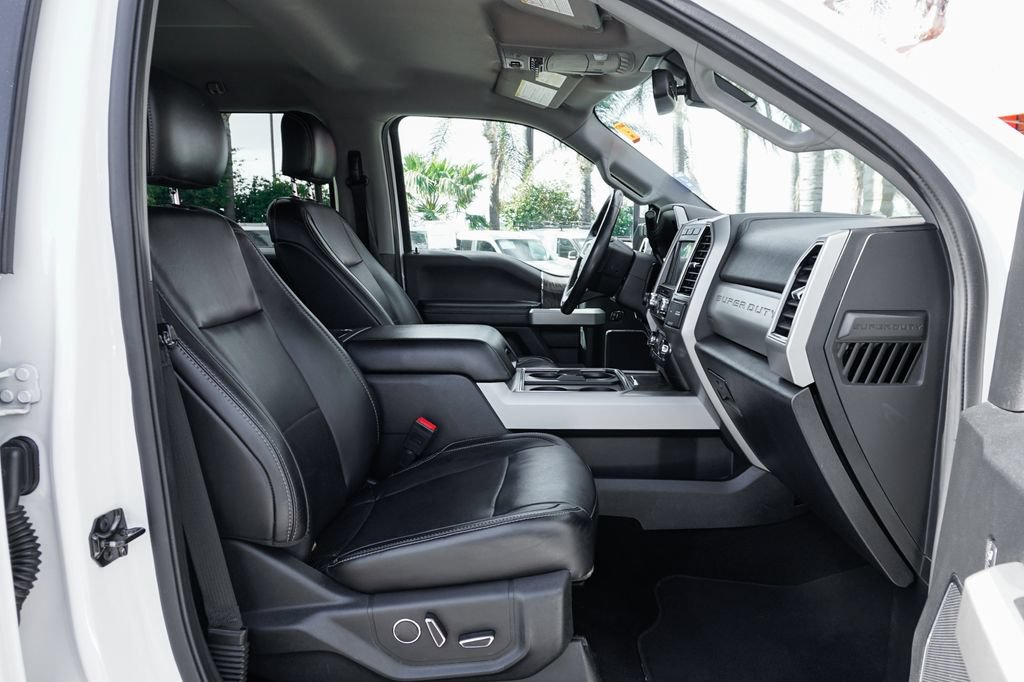 Used 2019 Ford F250 Lariat w/ Lariat Ultimate Package AWD/4WD image 39