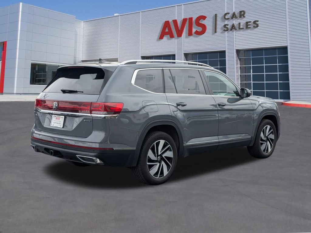 Used 2025 Volkswagen Atlas SEL image 6