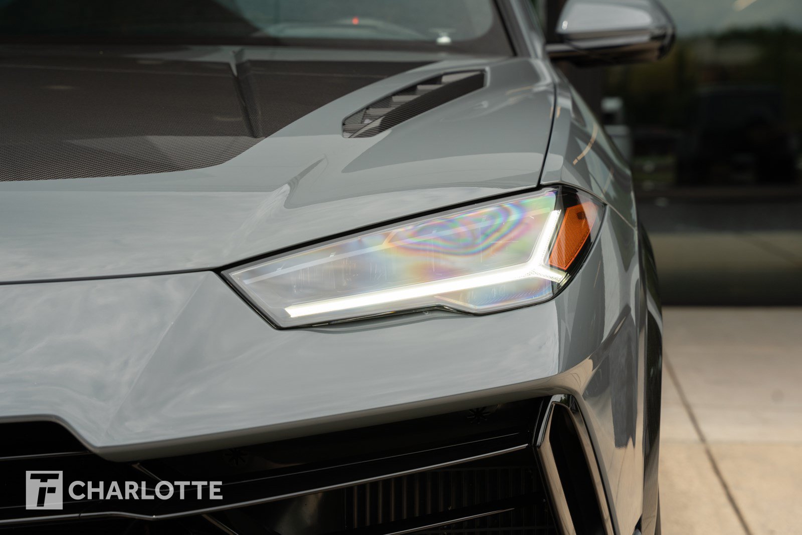 Used 2023 Lamborghini Urus Performante AWD/4WD image 6
