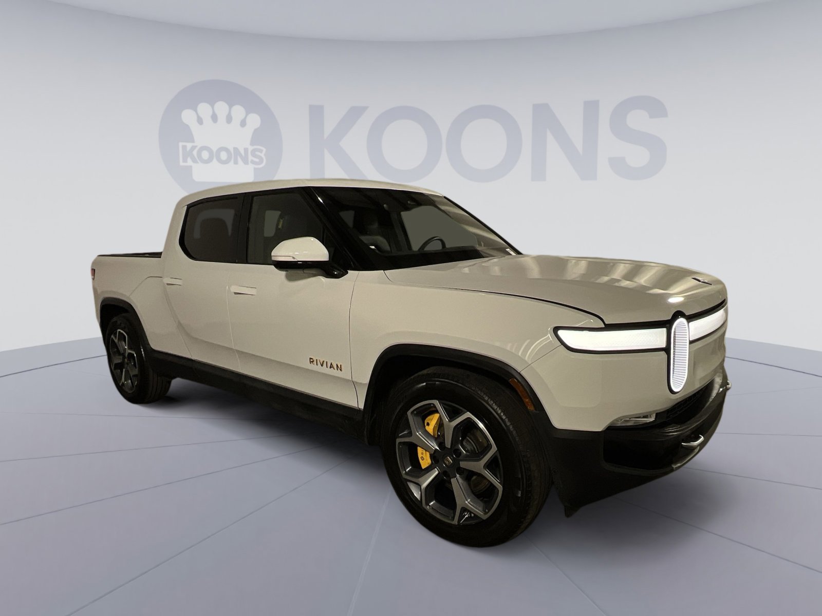 Used 2022 Rivian R1T Adventure AWD/4WD image 2