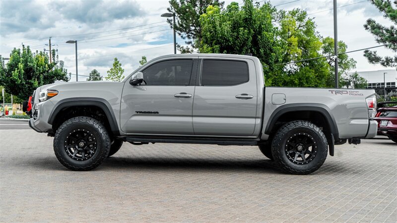 Used 2022 Toyota Tacoma TRD Off-Road w/ Technology Package RWD image 3