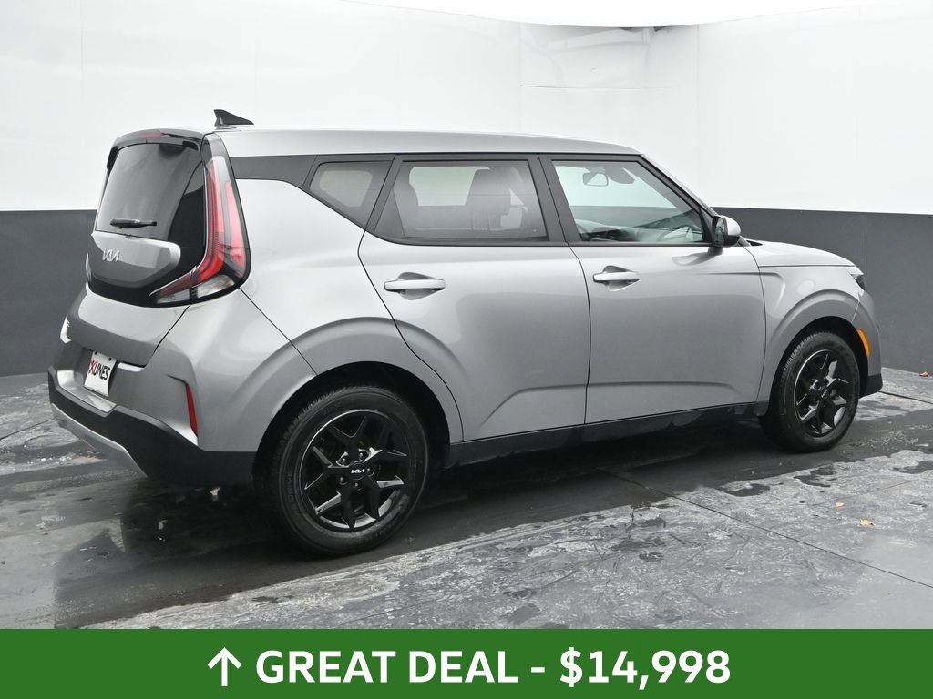 Used 2023 Kia Soul LX w/ Option Group 015 image 12
