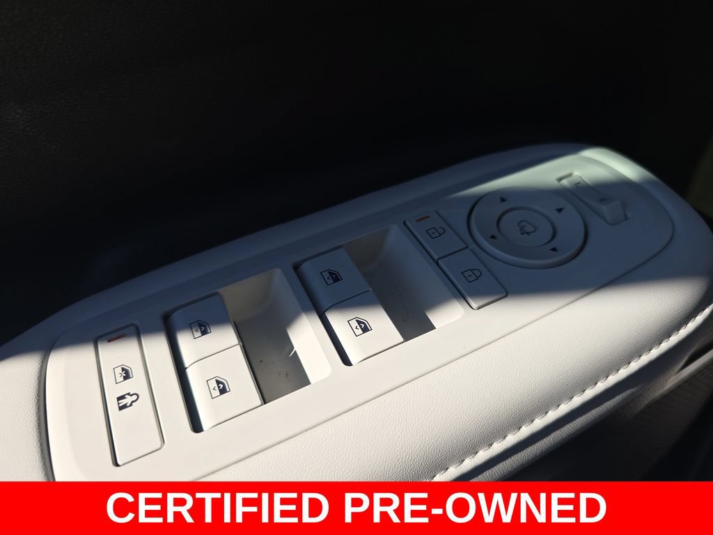 Used 2025 Hyundai Santa Fe Calligraphy AWD/4WD image 30