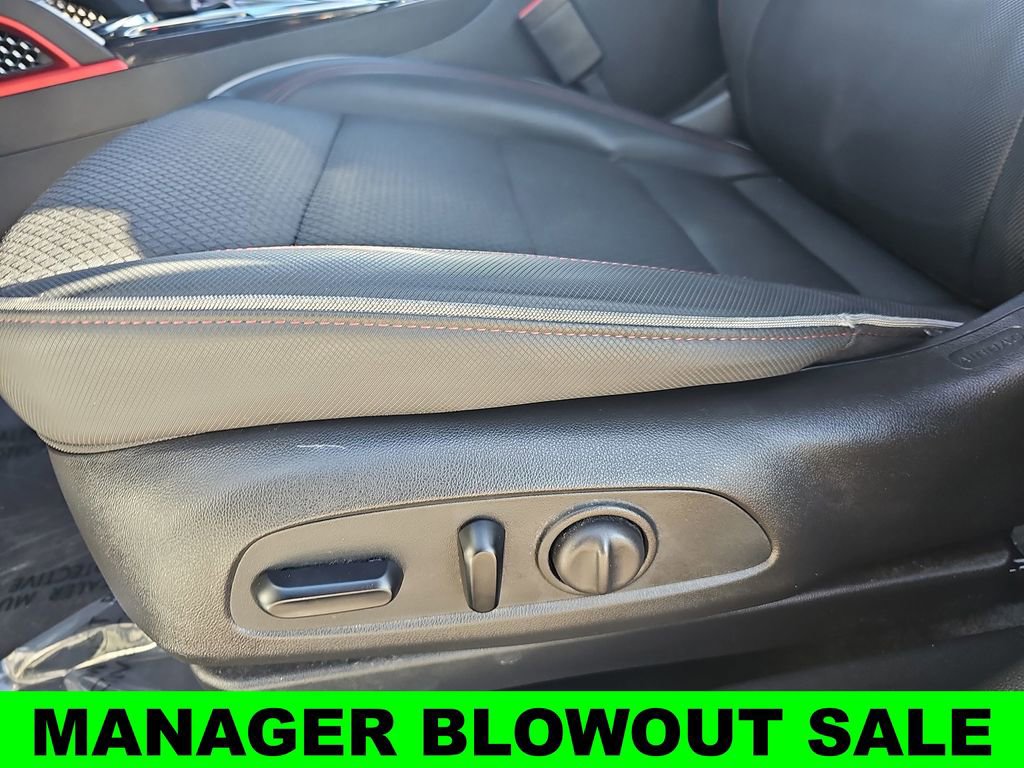 Used 2023 Chevrolet TrailBlazer RS image 28