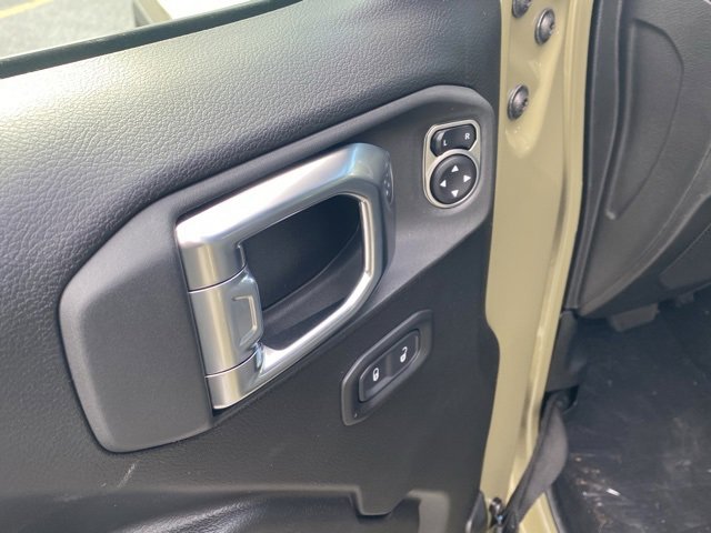 New 2026 Jeep Gladiator Sport image 13