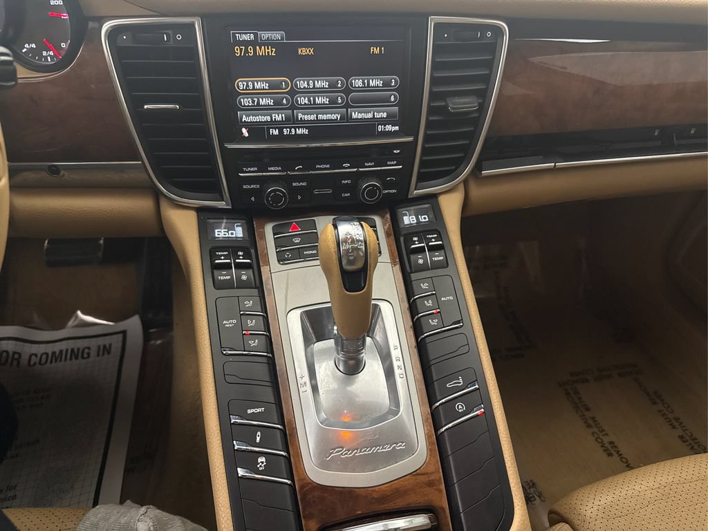 Used 2012 Porsche Panamera 4 image 36