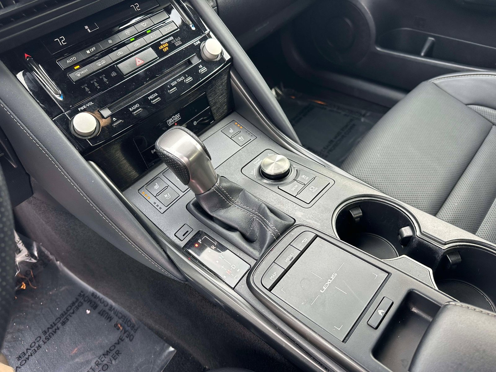 Used 2023 Lexus IS 500 image 14