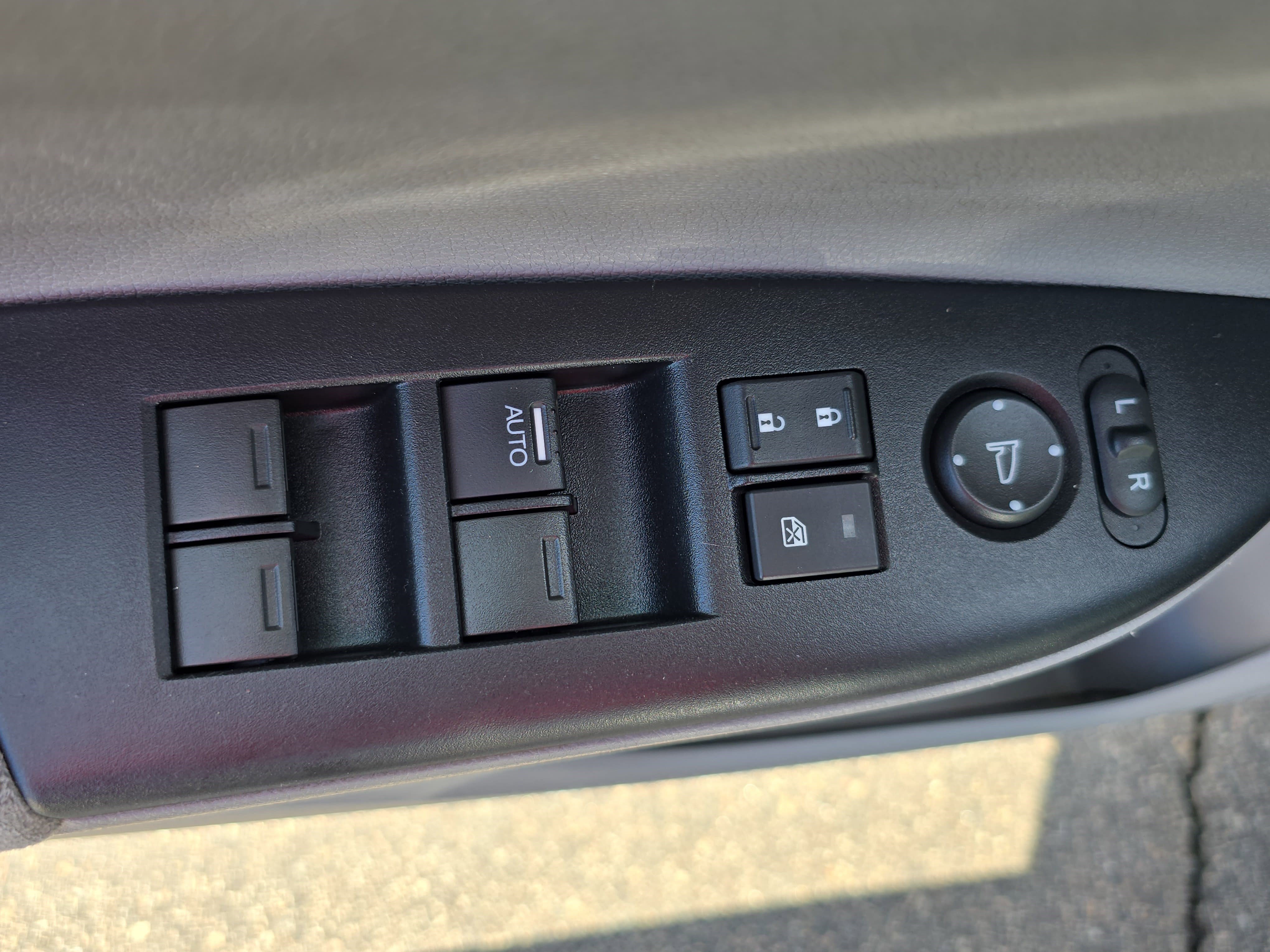 Used 2013 Honda Accord LX image 28