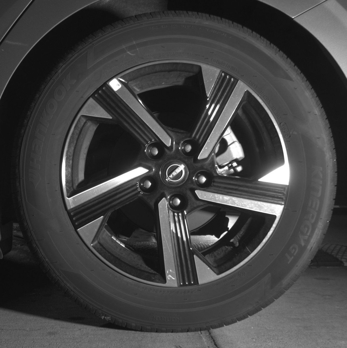 Used 2025 Nissan Sentra SV image 14