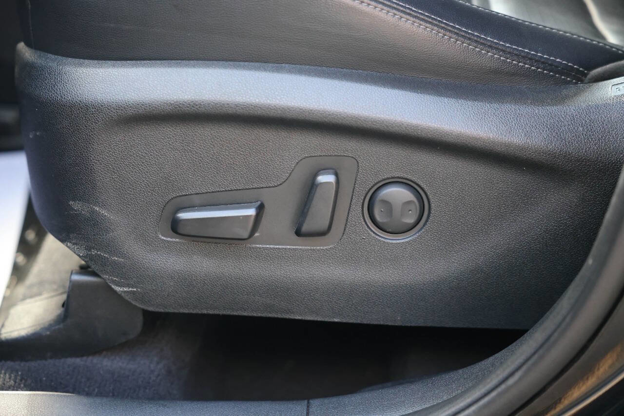 Used 2017 Kia Sorento EX AWD/4WD image 19