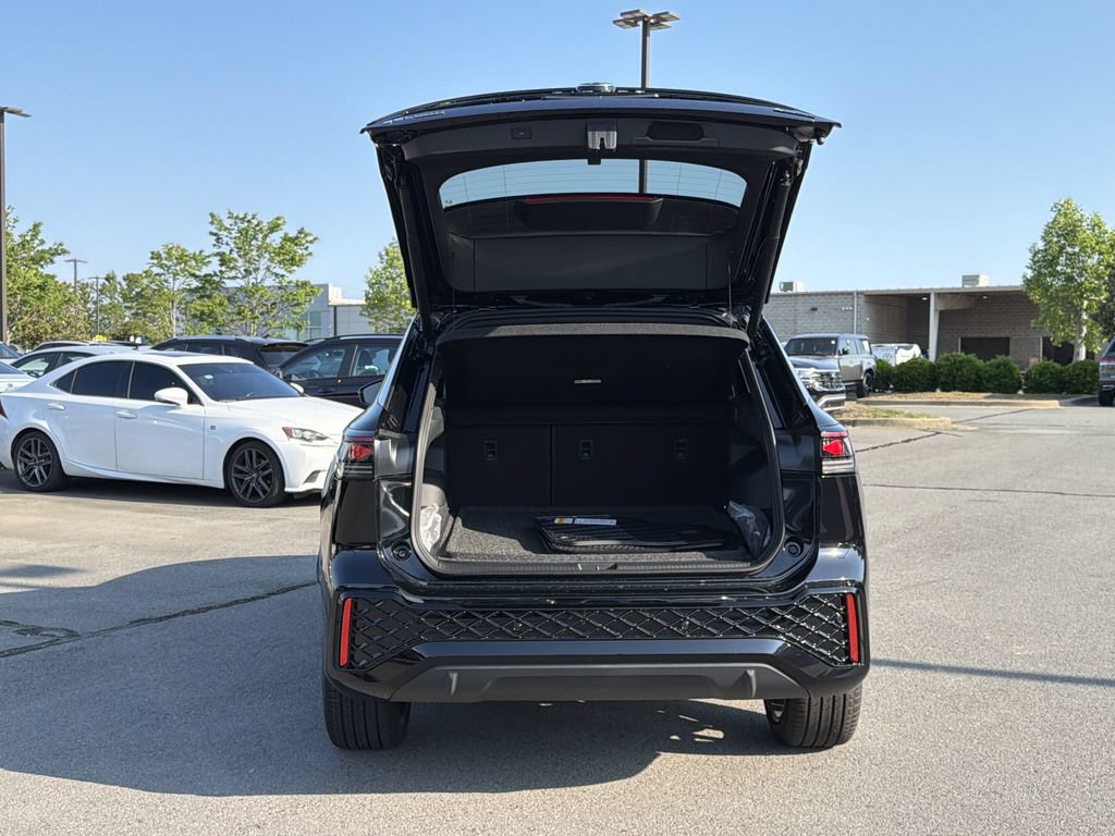 New 2026 Volkswagen Tiguan SEL R-Line AWD/4WD image 14