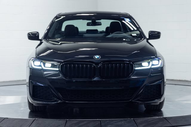 Certified 2023 BMW 530i xDrive w/ M Sport Package AWD/4WD image 5