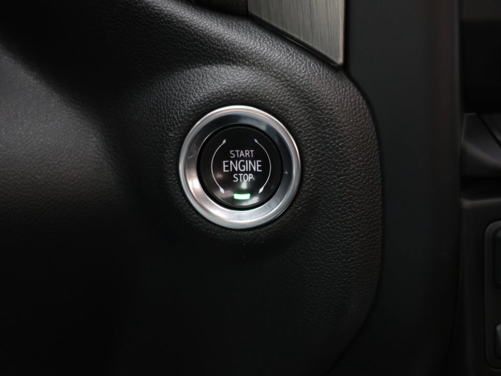 Certified 2020 GMC Sierra 1500 Denali w/ Denali Ultimate Package AWD/4WD image 23