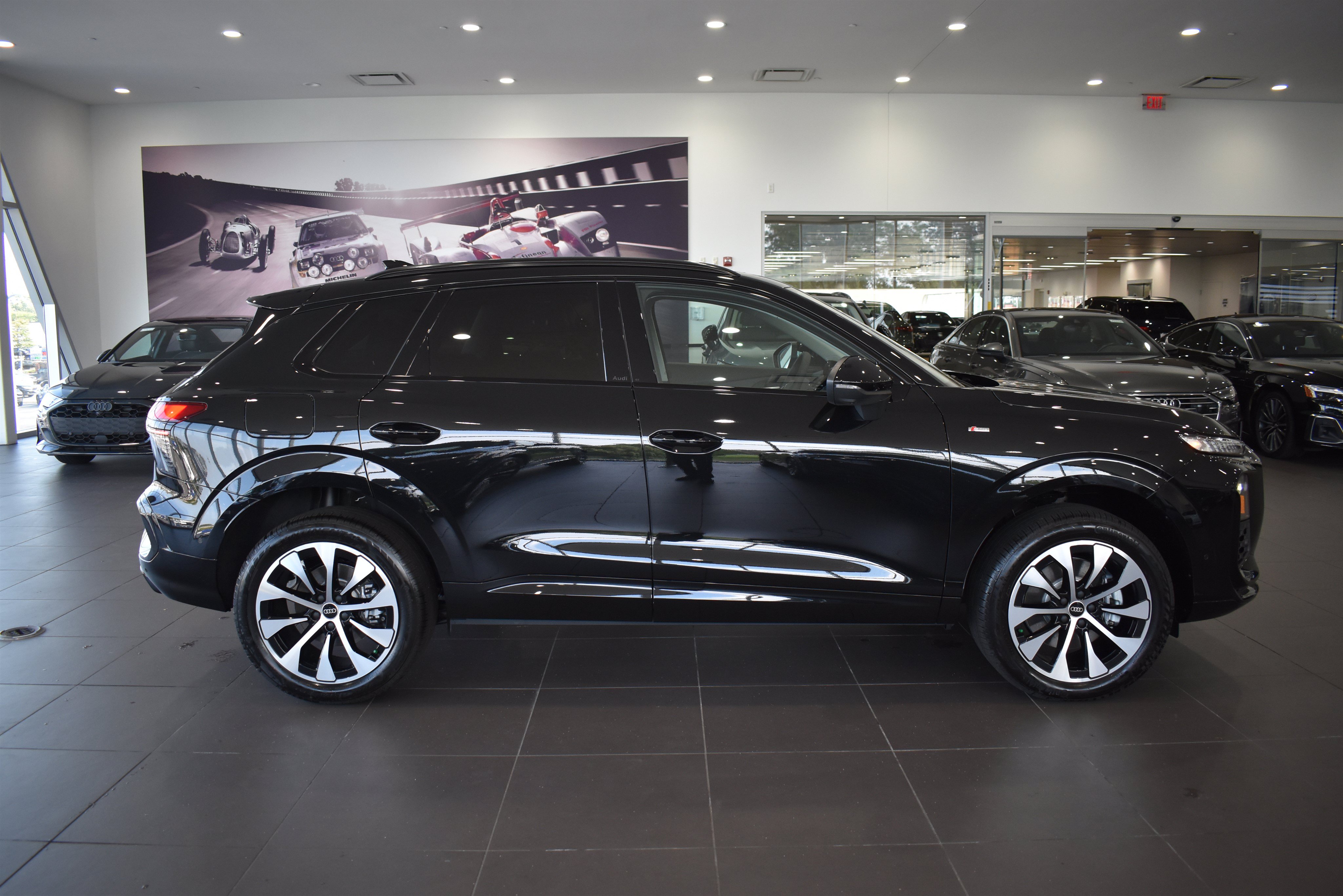 New 2026 Audi Q3 quattro 2.0T AWD/4WD image 8