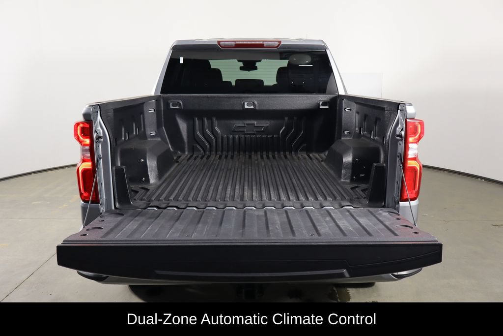 Used 2025 Chevrolet Silverado 1500 RST AWD/4WD image 17