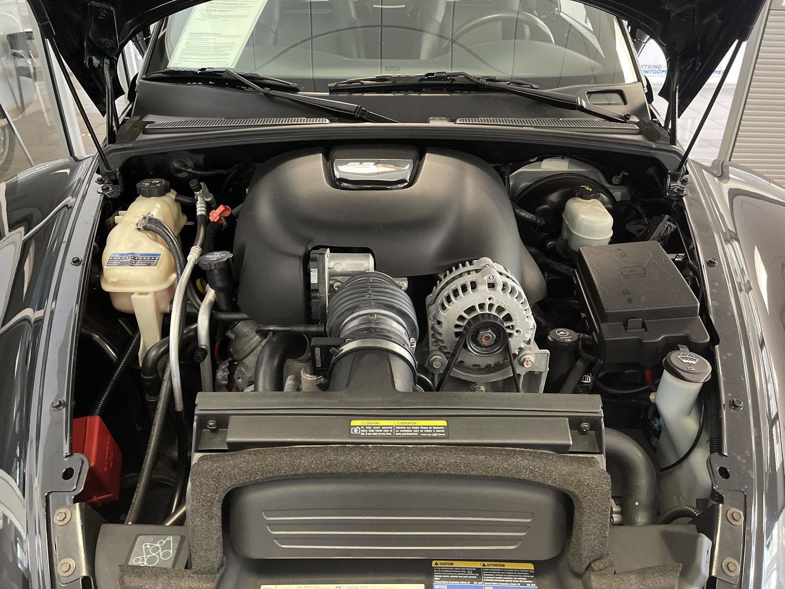 Used 2005 Chevrolet SSR w/ Preferred Equipment Group RWD image 31