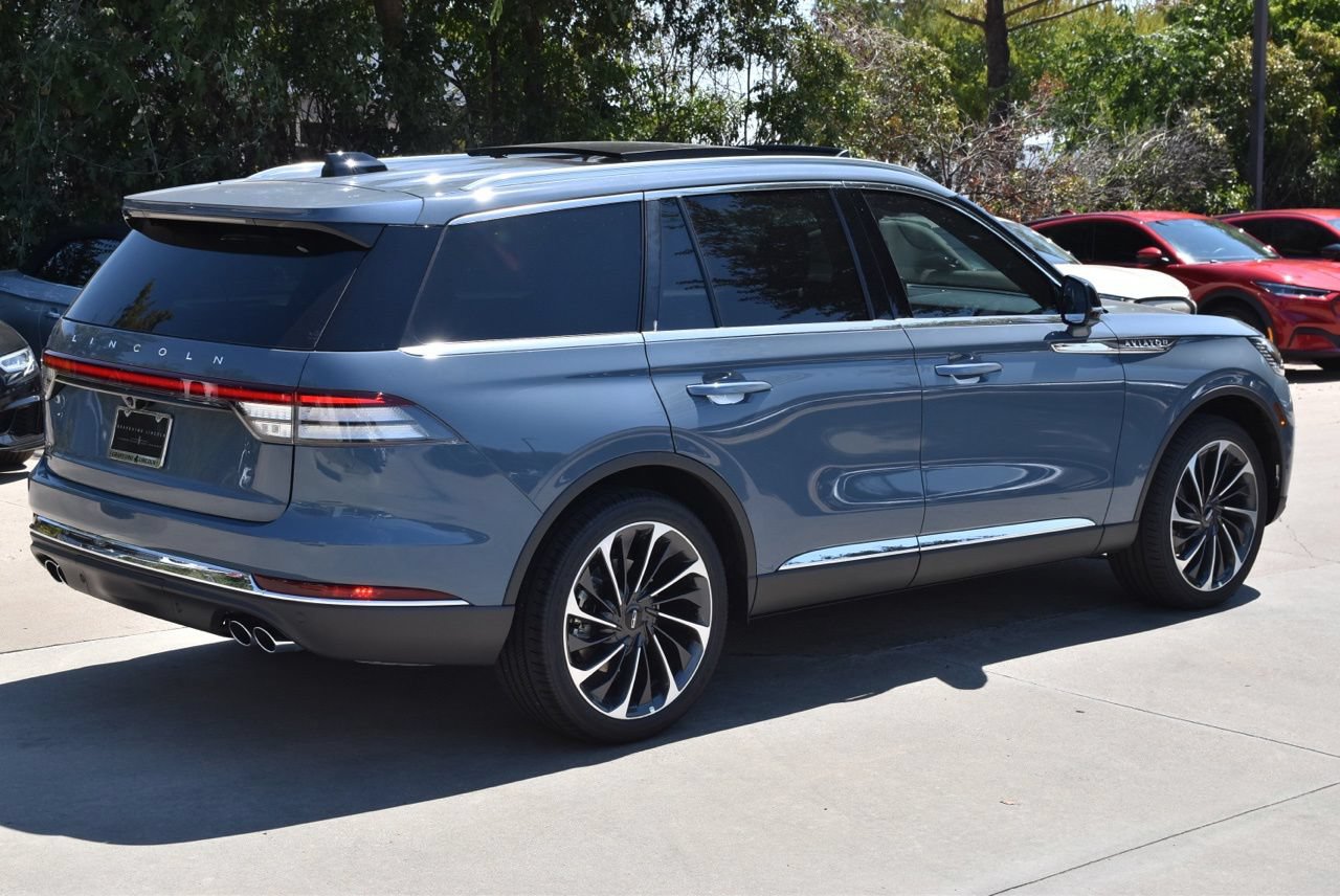 New 2026 Lincoln Aviator Reserve AWD/4WD image 6