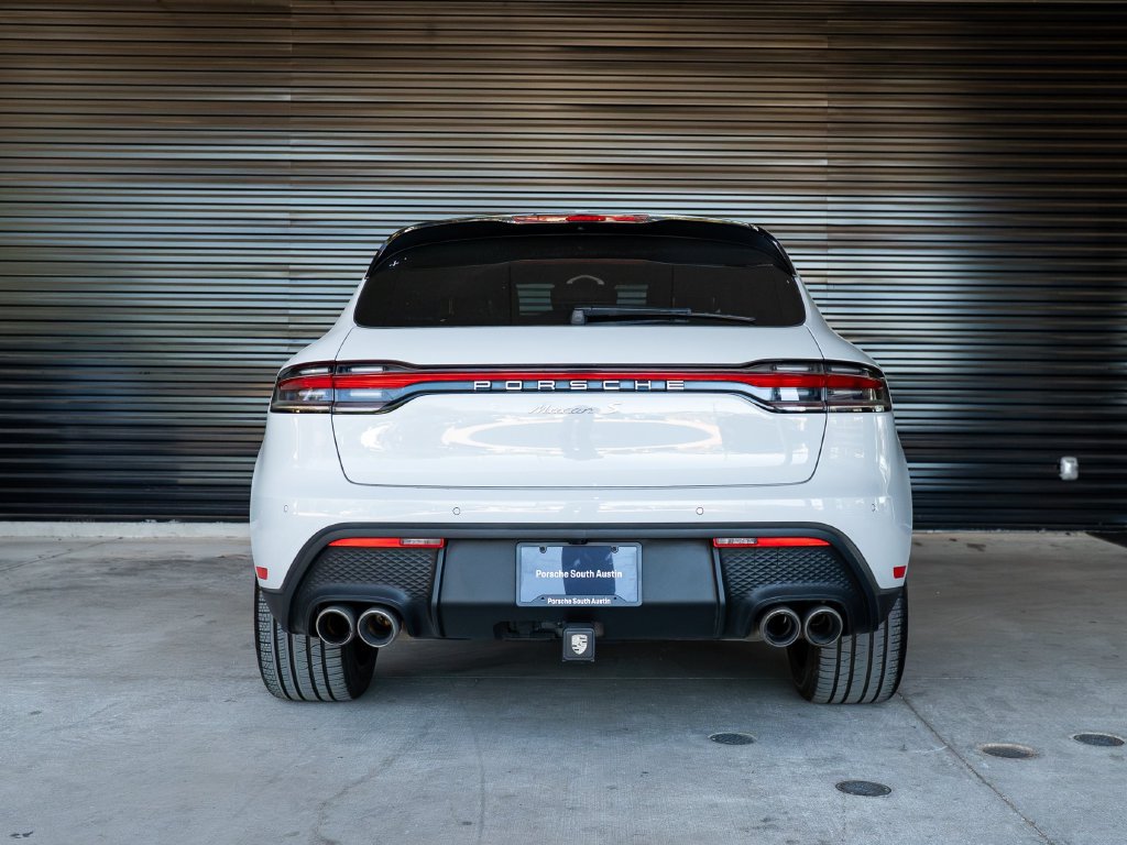 Certified 2023 Porsche Macan S AWD/4WD image 6