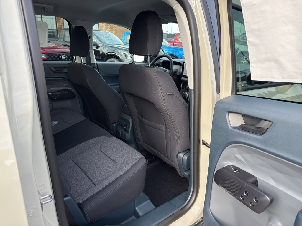 New 2025 Ford Maverick XLT w/ XLT Luxury Package image 31