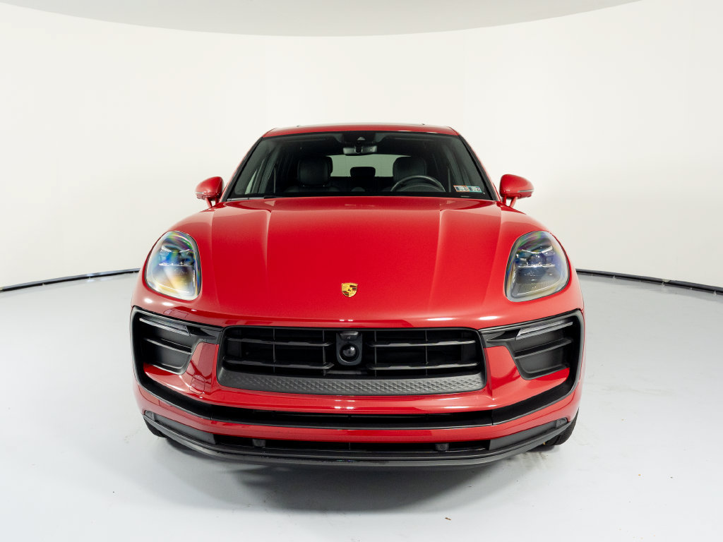 Certified 2026 Porsche Macan AWD/4WD image 14