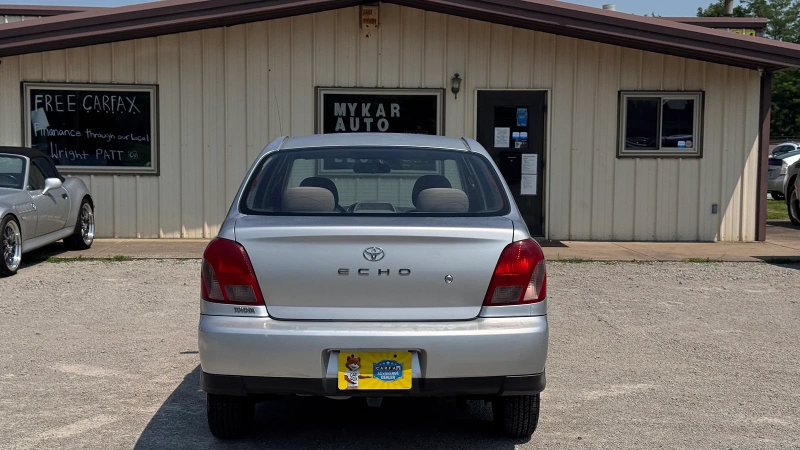 Used 2000 Toyota Echo Sedan FWD image 11